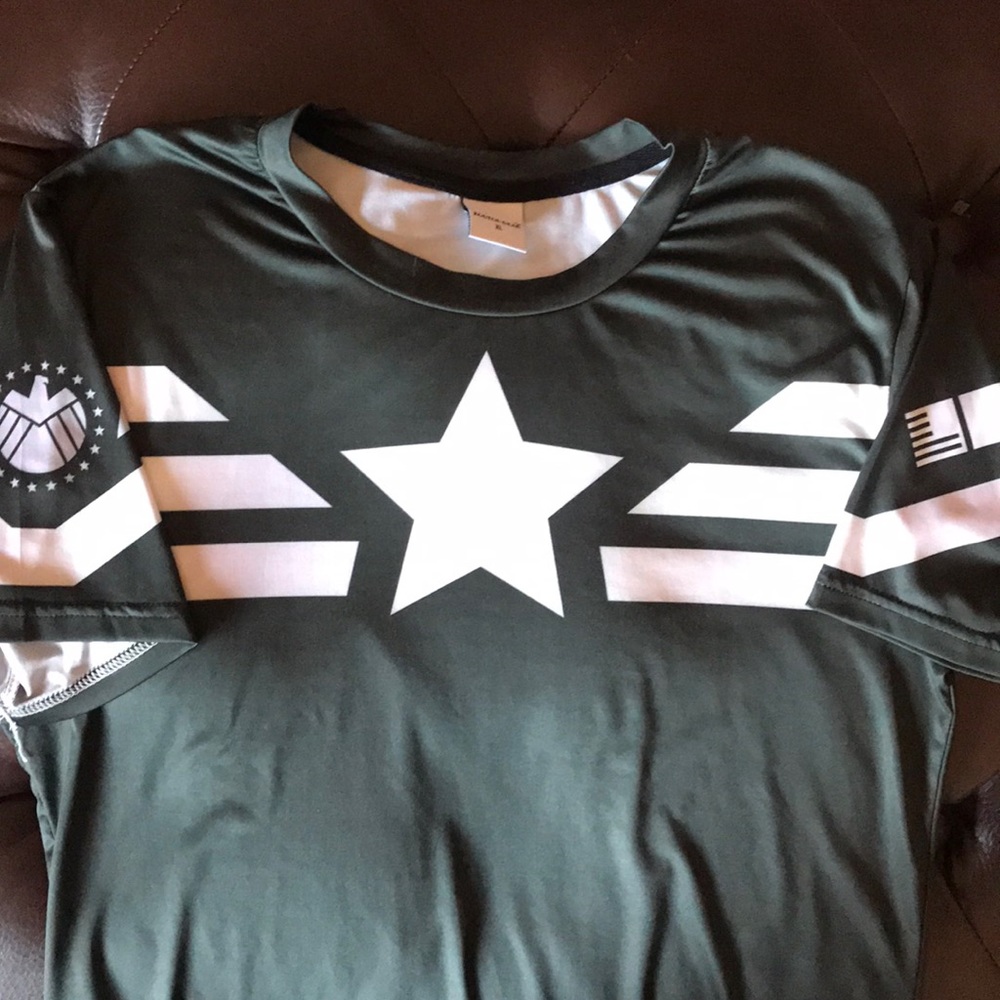 Capt America tee